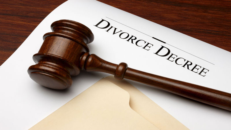 Three Benefits of Hiring a Divorce Law Attorney in Lee’s Summit MO